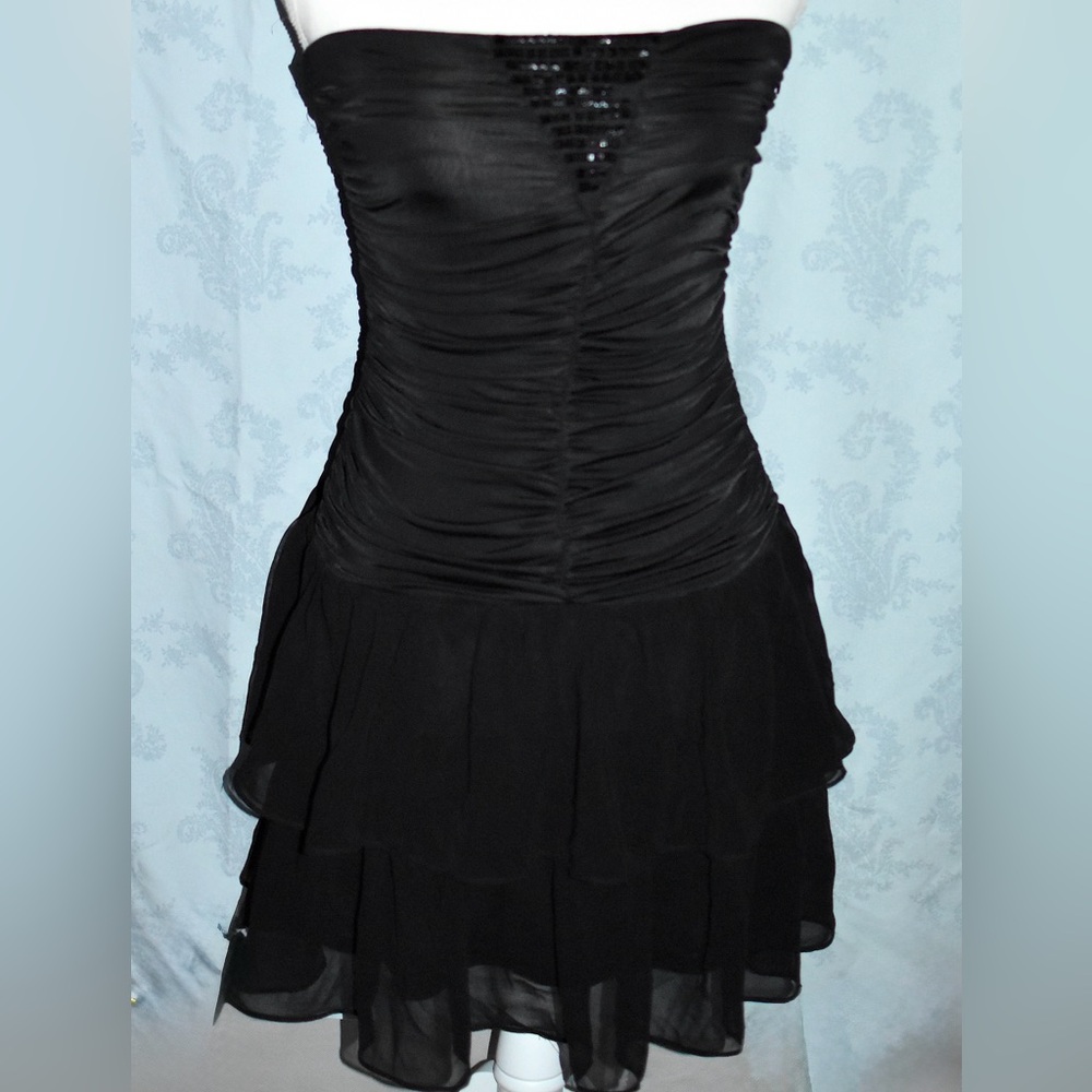Elegant Strapless Dress